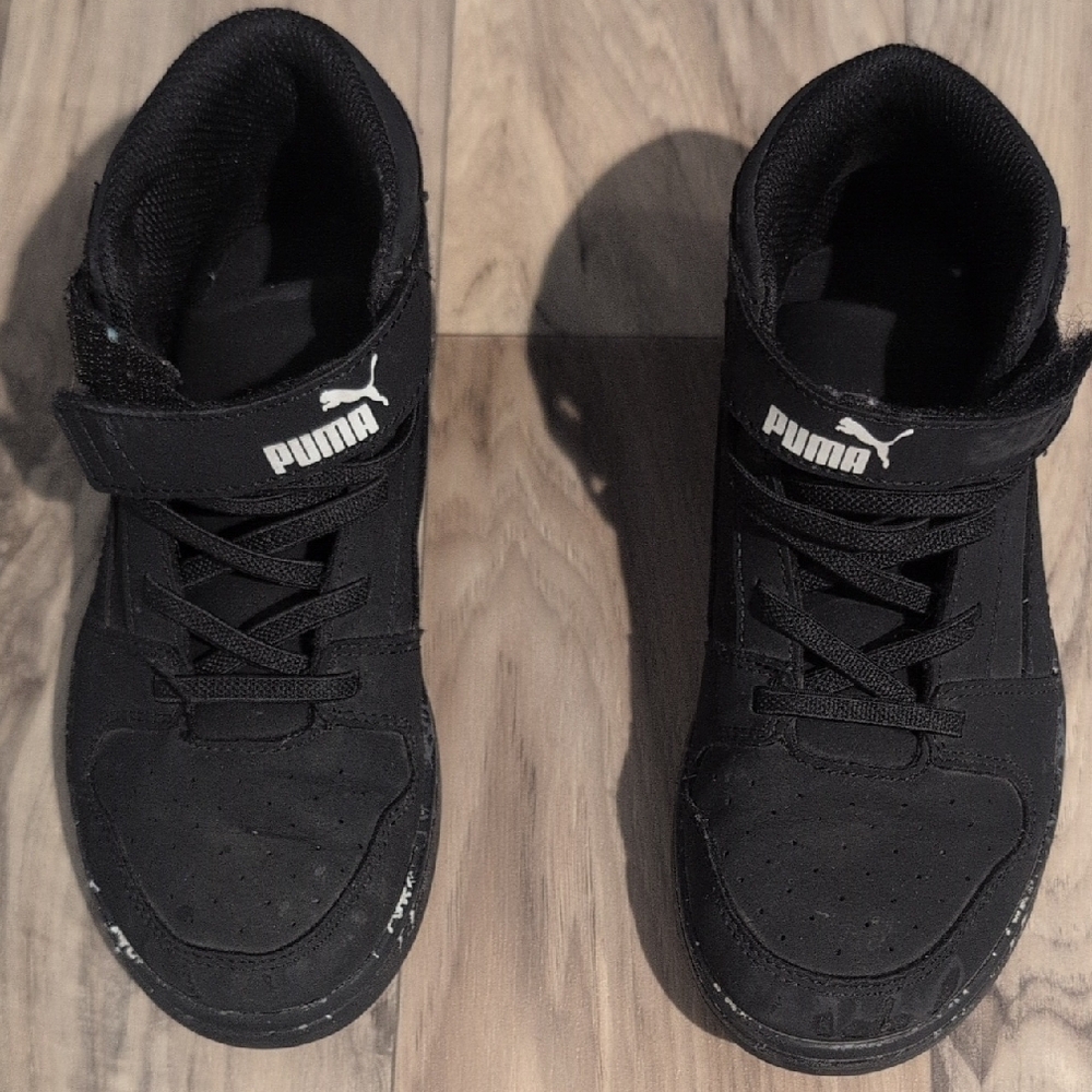 Puma Black Sneakers Classic Design